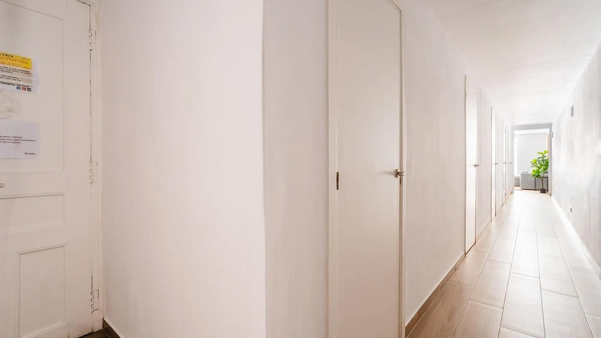 Eixample 4Bd 2Bth With Private Terrace Apartment Barcelona 0*,  Spain