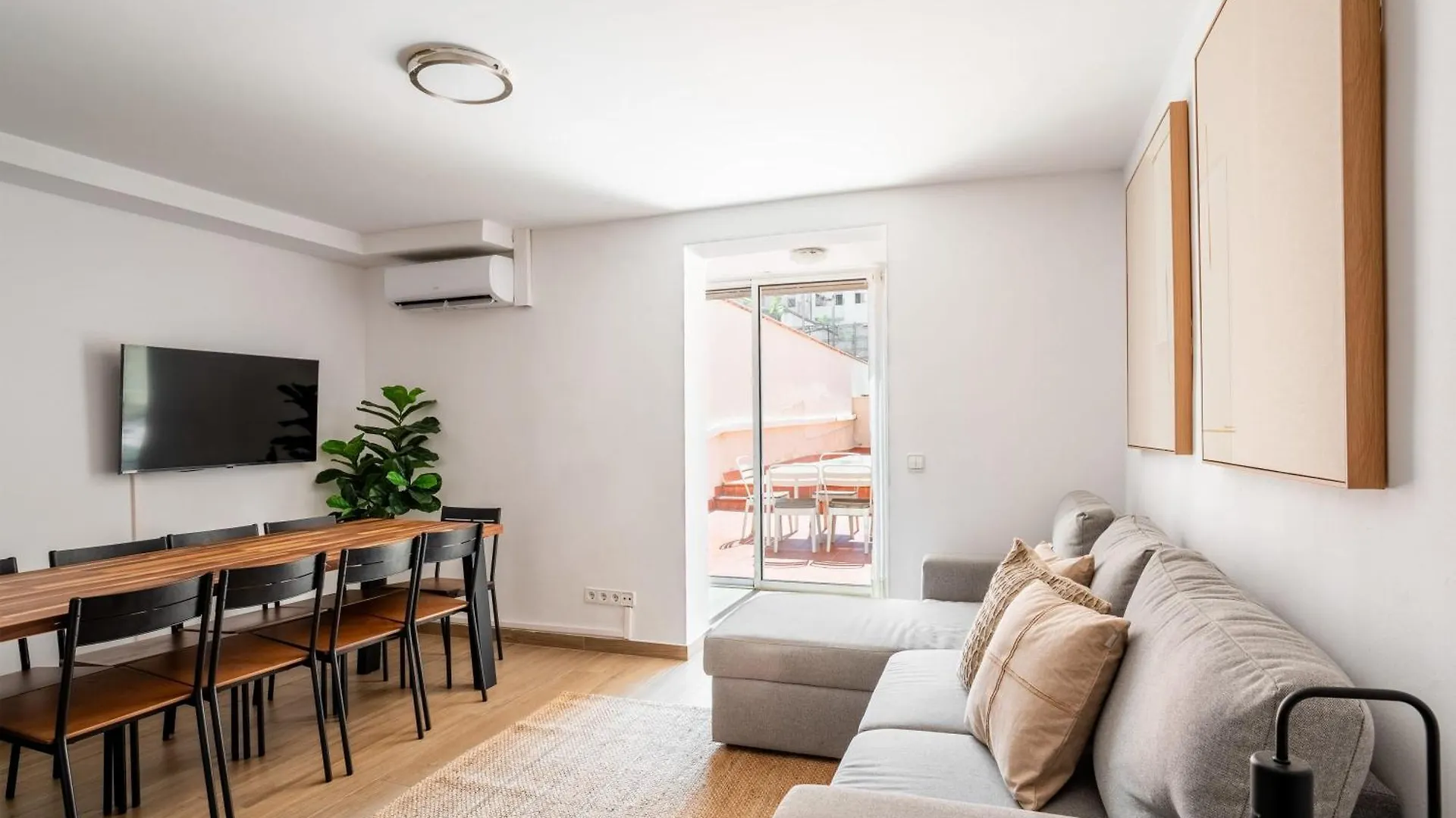 Eixample 4Bd 2Bth With Private Terrace contacts